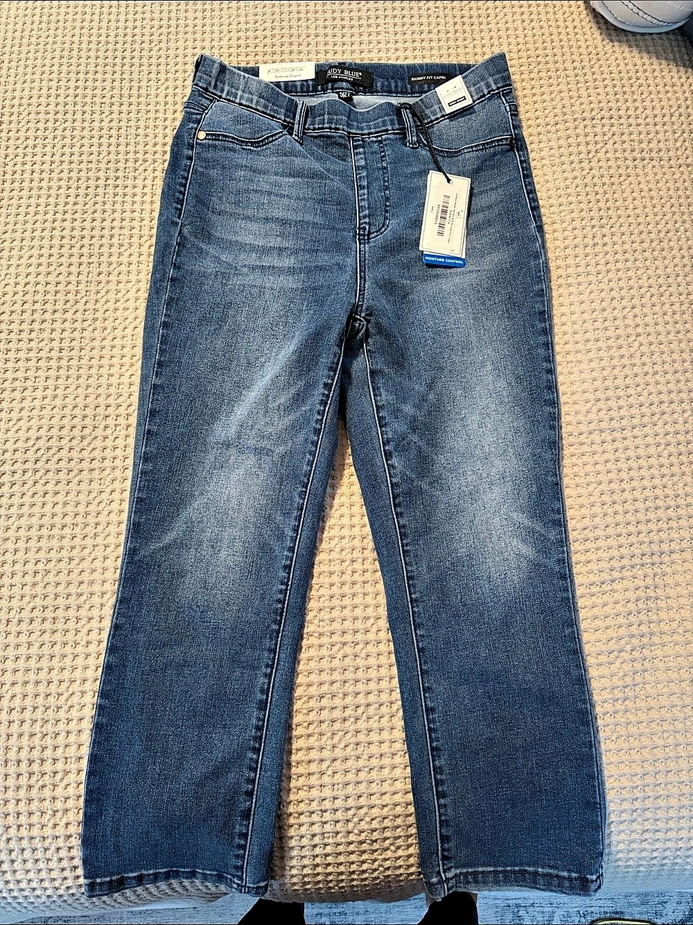 Judy Blue High Waist Skinny Fit Capri Jeans Blue Waist 27 NWT